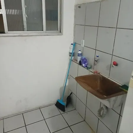 Pequeno Apartamento *